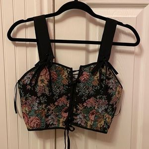 Floral crop top size medium